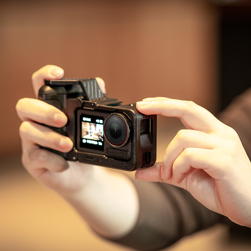 Для DJI Action 5 Pro Удлинител – обзор и цена Camera Battery Grip